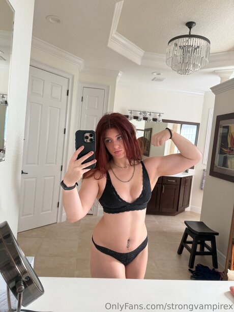 Strongvampirex estrella pornografica foto