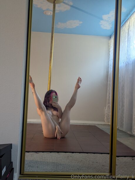 Flexyfairy K estrella porno del sexo foto