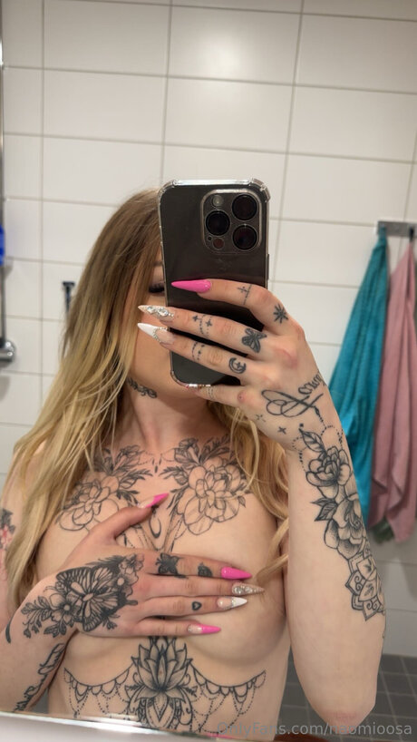 Naomioosa arte estelar imágenes