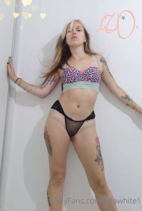 Lolawhite1 sexo modelo foto