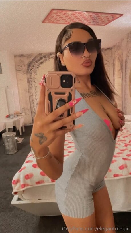 Elegantmagic estrella porno sexy imágenes