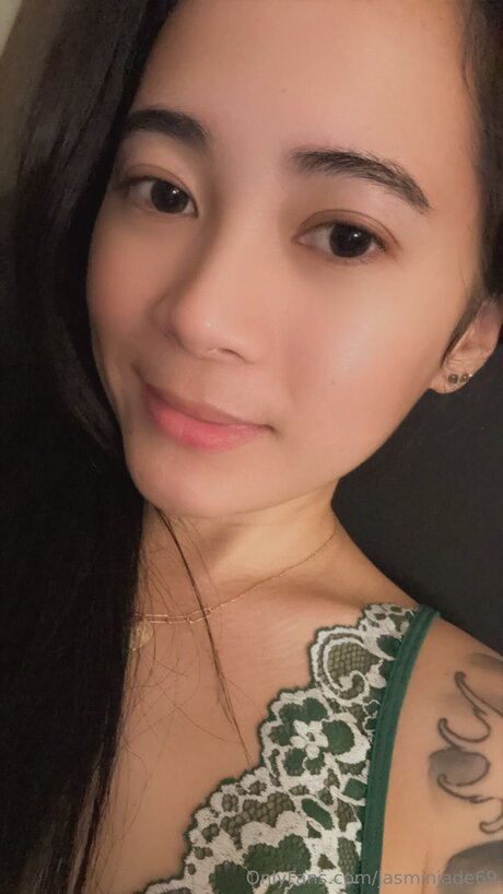 Jasminjade69 buen modelo imágenes