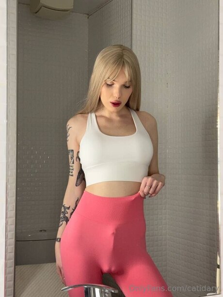 Catidary estrella porno gratis galería