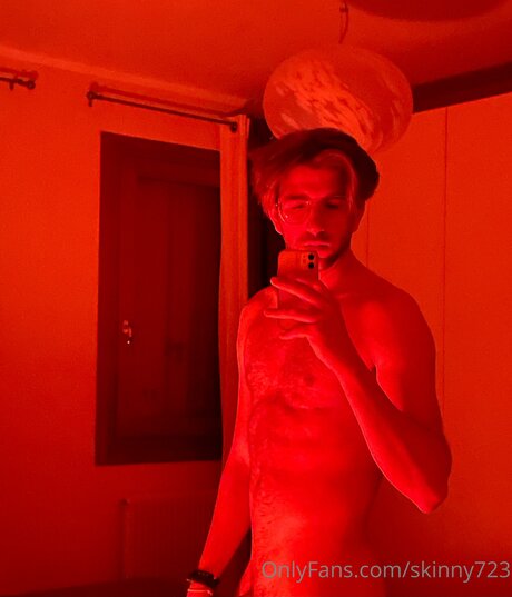 Skinny723 hermosa actriz imagen