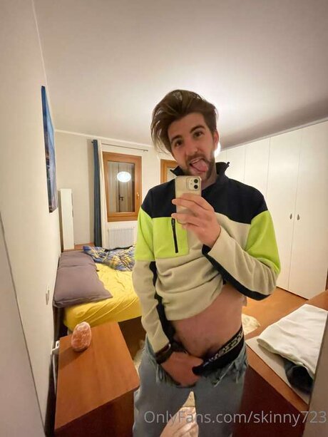 Skinny723 estrella pornografica imagen