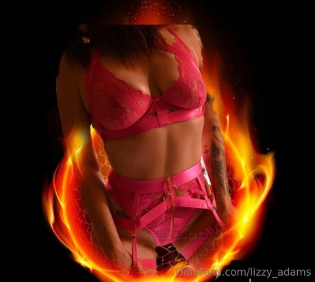 Lizzy Adams arte modelo imagen