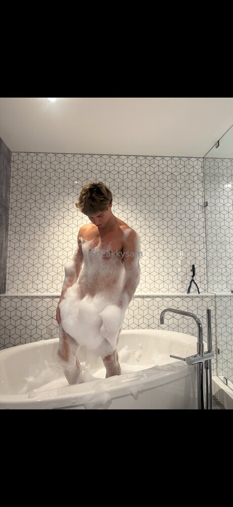 Sneakkysam desnudos de modelos archivo