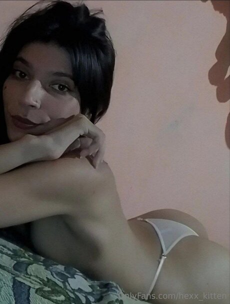 Hexx Kitten estrella porno hermosa archivo