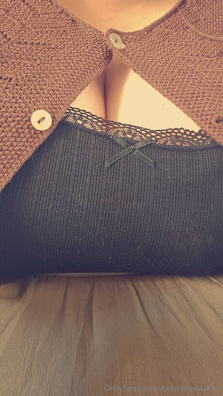 Sierrarebelxxx estrella porno caliente foto