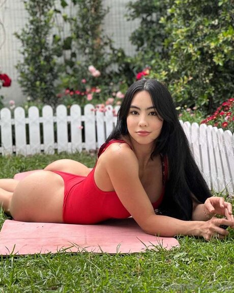 Andreatobon Co hermosa estrella porno imagen