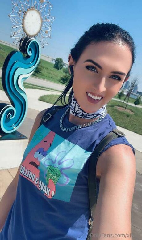 Xlayy modelo pornografico imagen