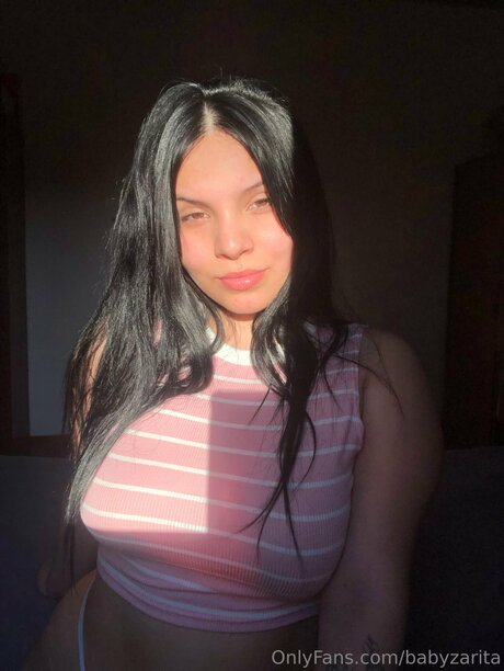 Imbabypaulita modelo desnuda galerías