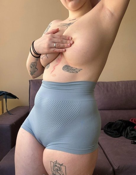 astarteasweet estrella porno caliente fotos