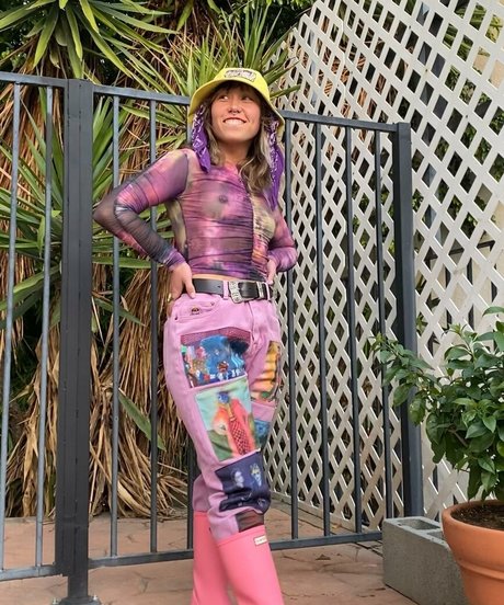 Katelyn Ohashi modelo exclusivo archivo