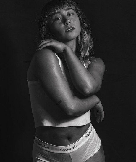 Katelyn Ohashi bonita actriz galería