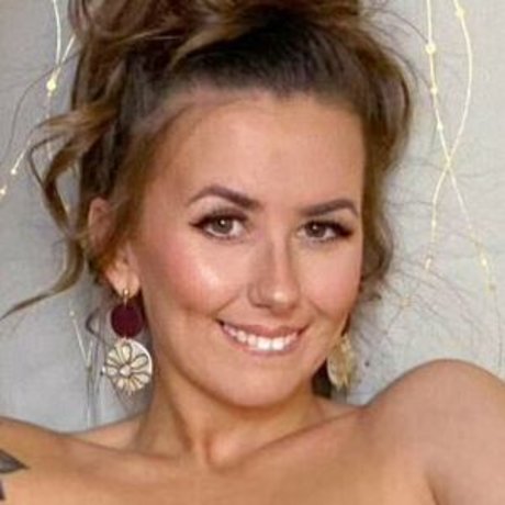 hopecums estrella adulta archivo