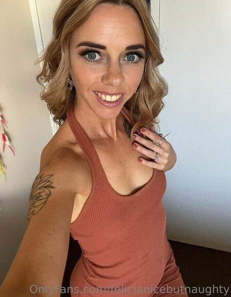 feliciameridiana888 modelo bonita foto