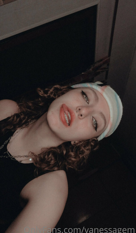 vanessagem actriz de arte imágenes