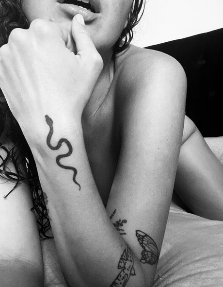 onlyfans asiáticos de 18 años libre perfecto imágenes