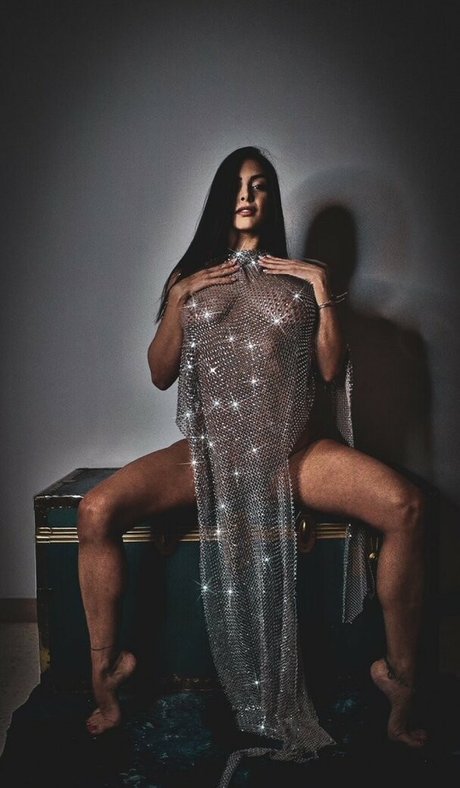 Sarah Gallo modelo sexy fotos