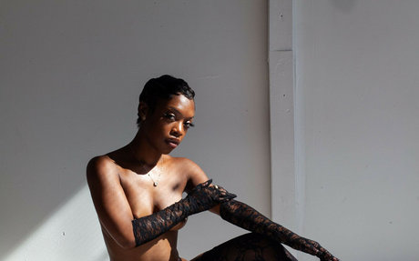 MindoftheUnkind modelo caliente imágenes