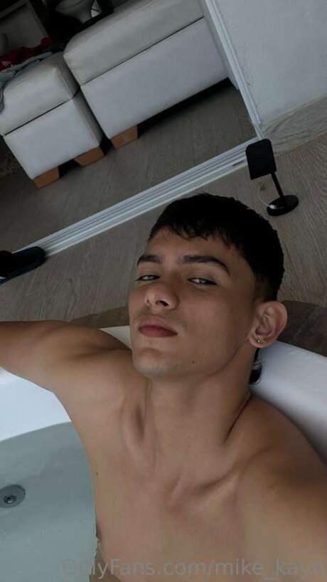 Mike Kayn actriz desnuda fotos