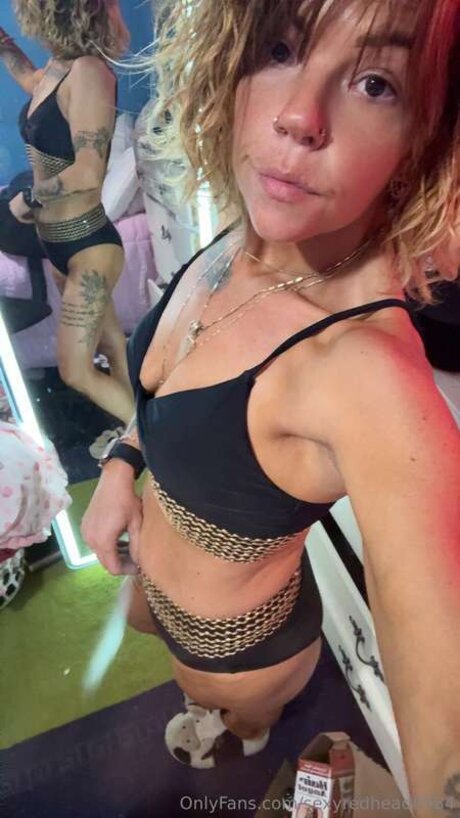 Sexyredhead0984 bonita actriz galerías