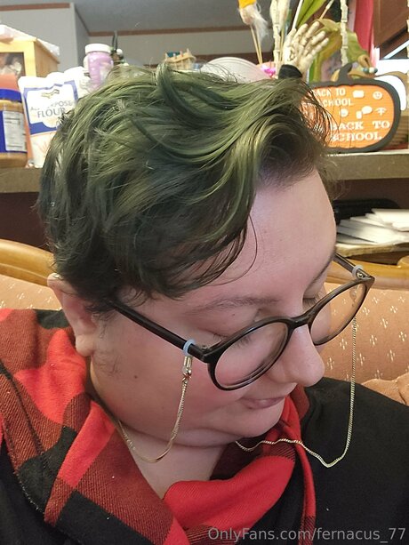 Fernacus 77 buen modelo foto