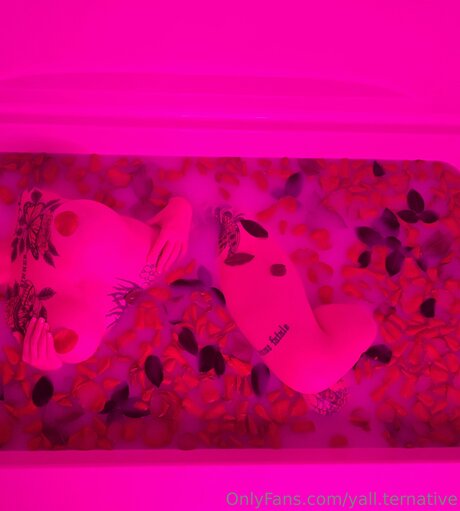 Yall Ternative estrella porno gratis imagen