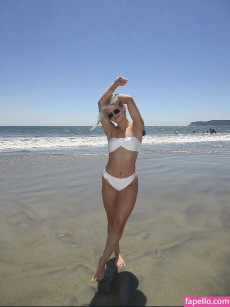 AlexiaGaza estrella erótica imágenes