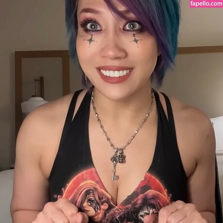 Asuka WWE estrella porno superior foto