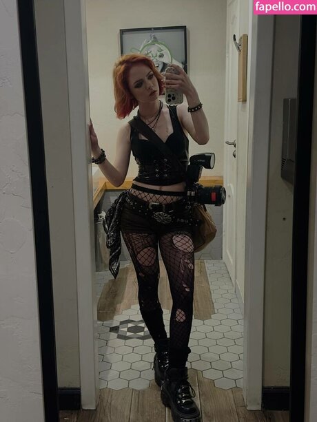 Music abuse estrella porno atractiva archivo