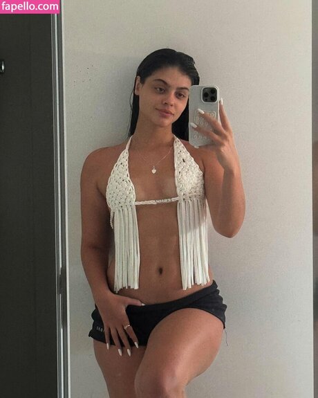 Menina Veneno modelo de alta calidad imágenes