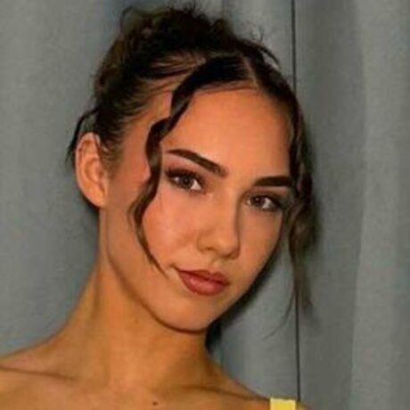 mkdobo arte modelo galería