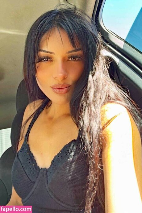 Laynee James estrella porno desnuda imagen