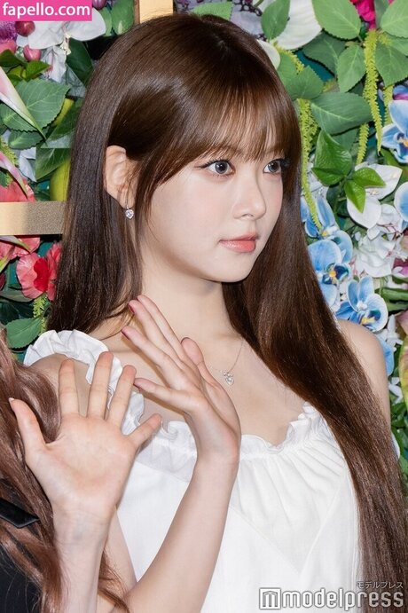 Hong Eunchae_ actriz caliente galería