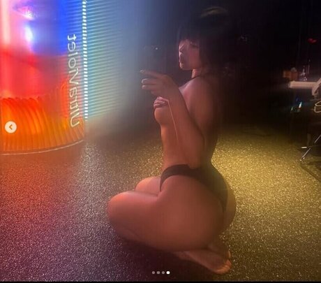 Oshin Sharma estrella porno adulto galerías