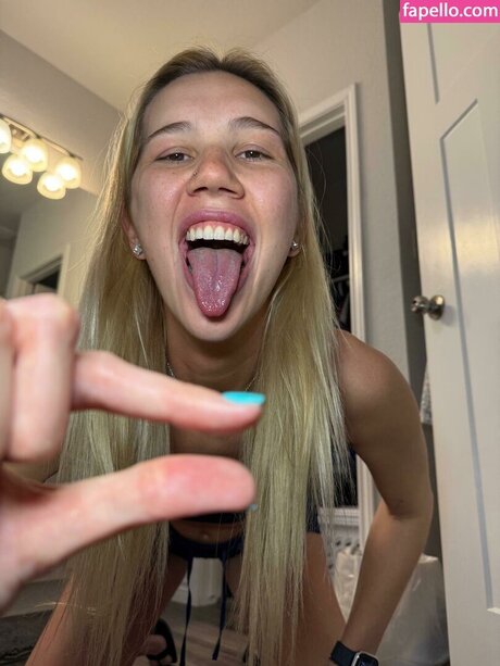 Amazon Allie estrella sexy fotos