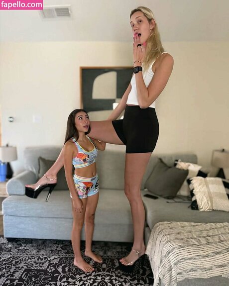 Amazon Allie estrella porno del sexo archivo