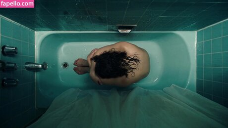 Andrea Londo actriz de arte galerías