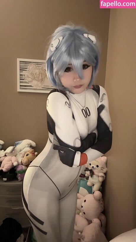 mewingava bonita modelo archivo