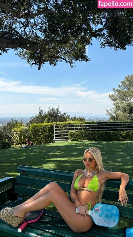 Emma Pillemer estrella porno atractiva fotos