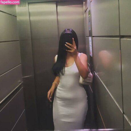 mlx9496 modelo agradable galería