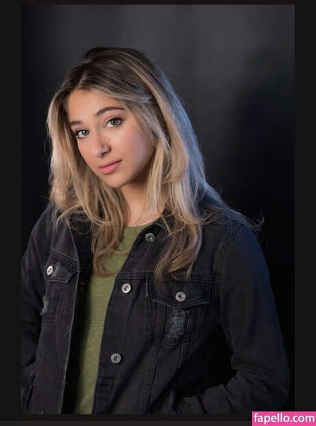 Yelena Friedman hermosa modelo foto