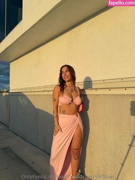 Goddessofyourworldvip modelo agradable fotos