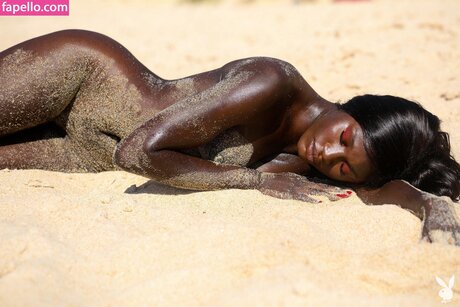 Naomi Nash bonita estrella porno archivo