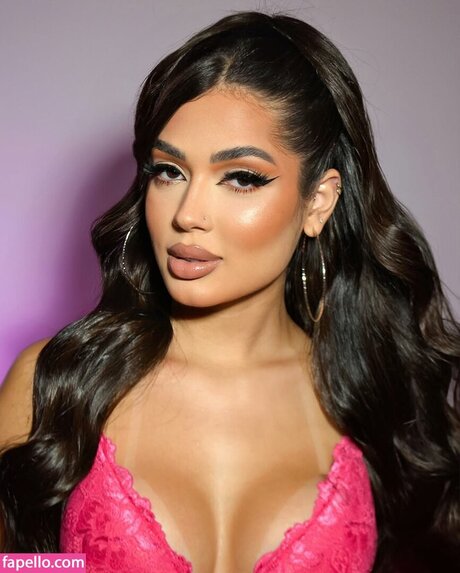 Mirely Gomes estrella porno superior imágenes