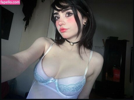 elinoiiddx actriz perfecta foto