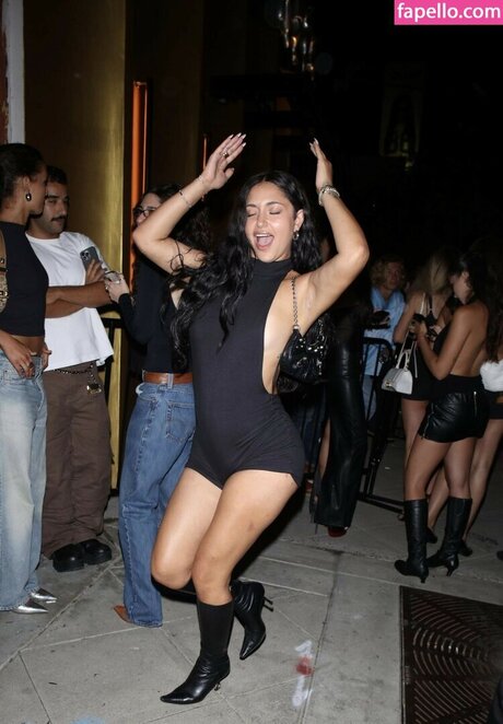 Leah Kateb modelo bonita archivo