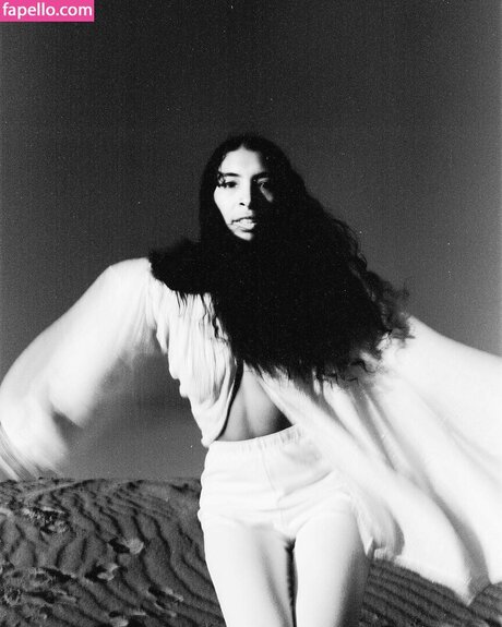 Spellling hermosa modelo imágenes